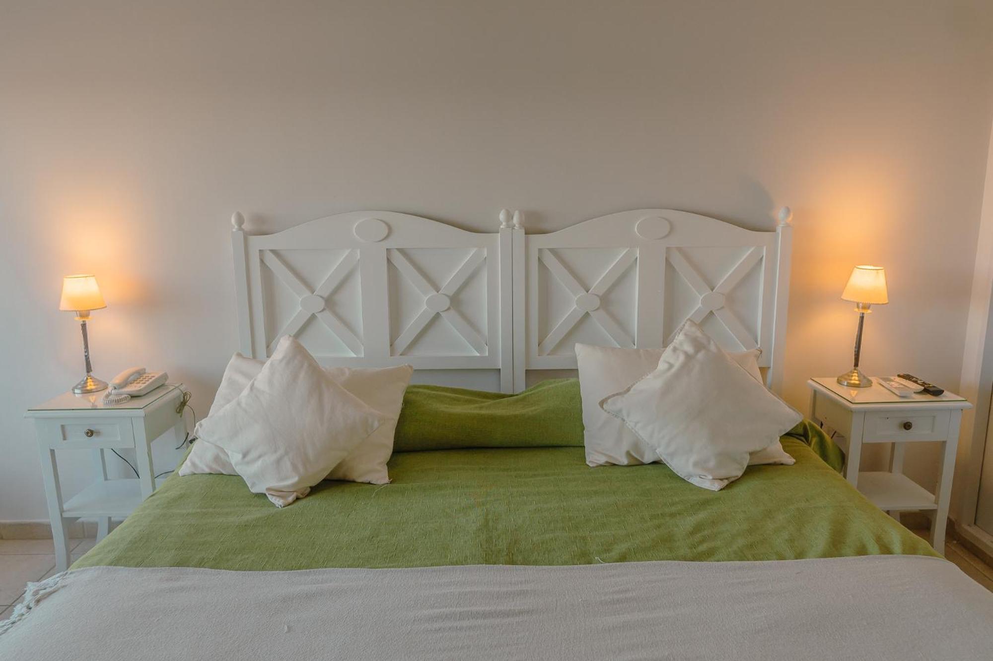 פורטו פיראמידס Rayentray Las Restingas Hotel De Mar מראה חיצוני תמונה