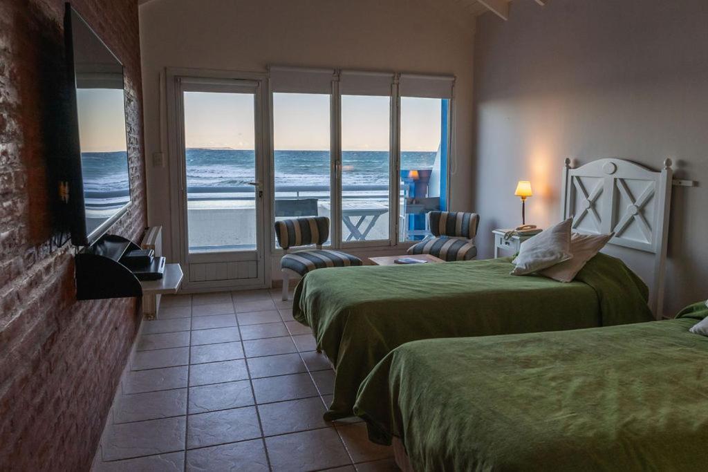 פורטו פיראמידס Rayentray Las Restingas Hotel De Mar מראה חיצוני תמונה
